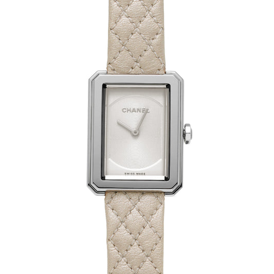 Boyfriend H6401 White CHANEL Ladies [Pre-owned].